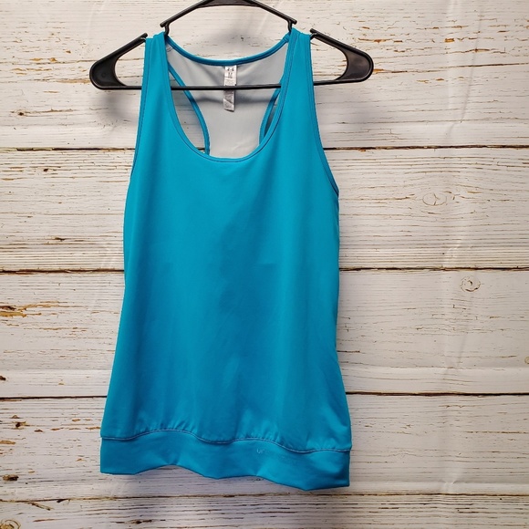 Under Armour Tops - Under Armour Racerback Style Tank Top